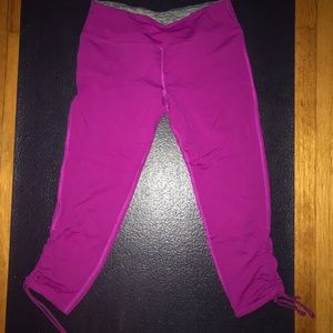 HardTail Cropped Legging- fuchsia size Large
